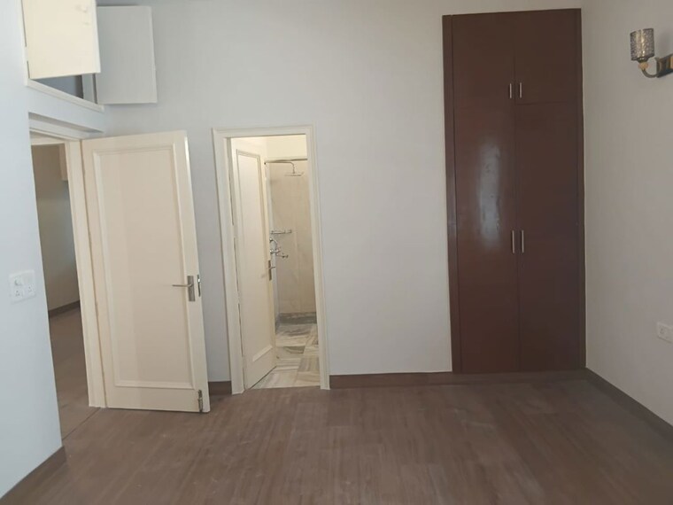 Room, greater kailash i 4 Bedroom 4000 Sq.Ft. Builder Floor In Greater Kailash I Delhi 10411891