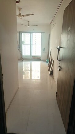 2 BHK Apartment For Rent in Ashar Axis