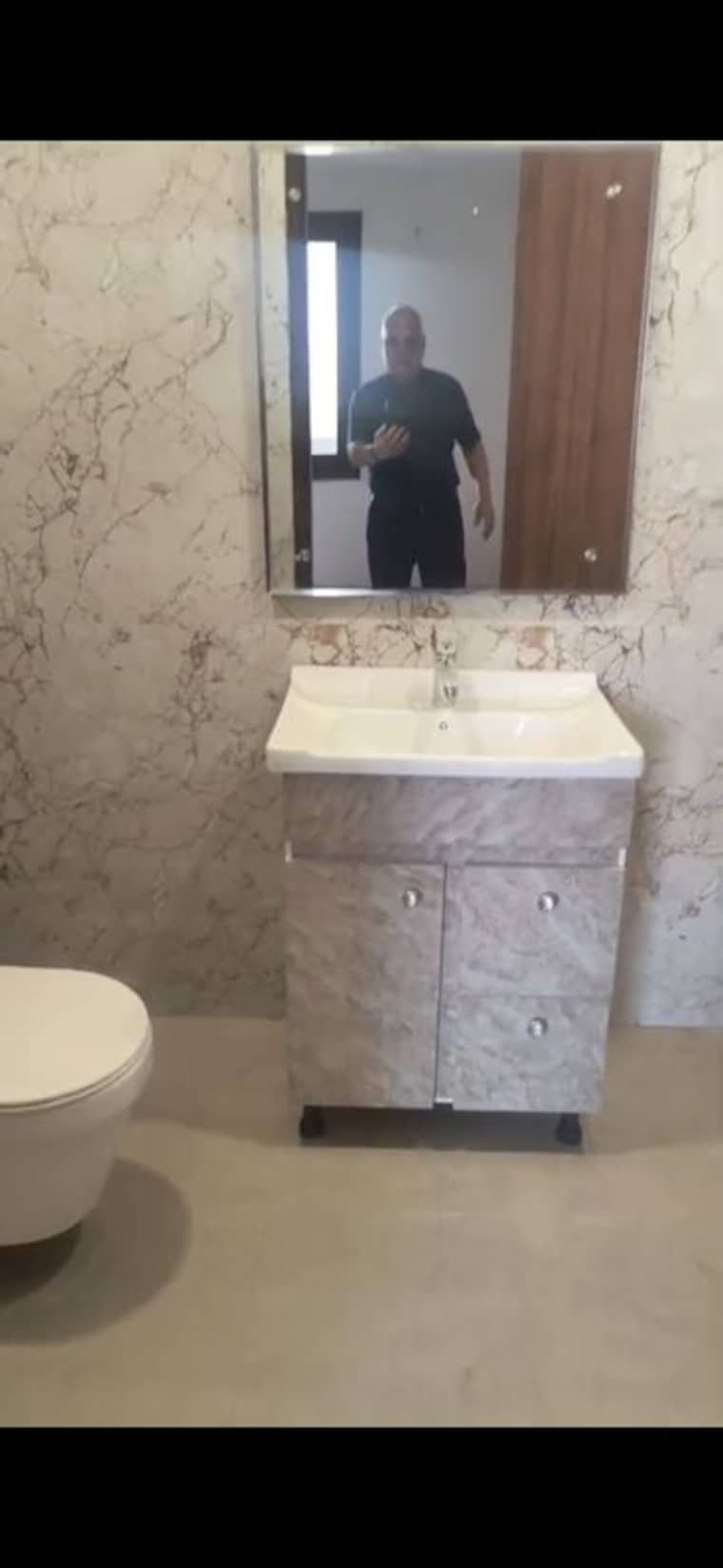 Bathroom, bptp-district-phase-2 3 Bedroom 150 Sq.Yd. Builder Floor In Sector 84 Faridabad 10411916