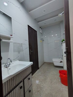 Bathroom in 3 BHK Apartment at Emaar Emerald Floors Premier, Sector 65 – for Sale