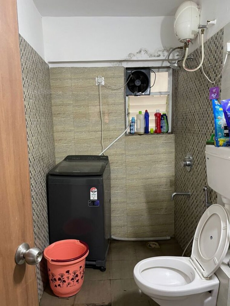 Bathroom, cleveland-park 2 Bedroom 800 Sq.Ft. Apartment In Mohammadwadi Pune 10411909