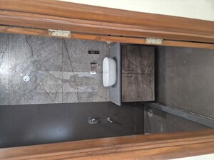 Attached Bathroom in 4 BHK Builder Floor at BPTP Eden Estate, Sector 81 – for Rent