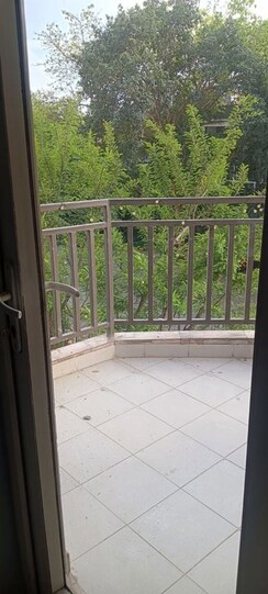 3.5 BHK + Extra Room Builder Floor For Rent in Ardee City Palm Grove Heights