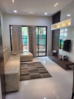 2 BHK Apartment For Sale in Kumar Magna City