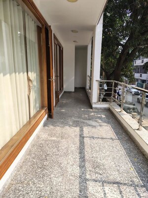 Balcony in 4 BHK Builder Floor at South Extension – for Rent