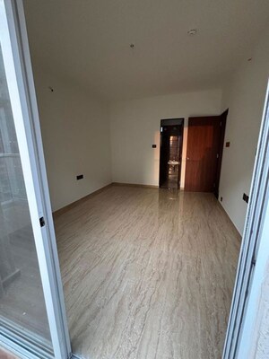 Room in 3 BHK Apartment at VTP Beaumonde, Kharadi – for Rent