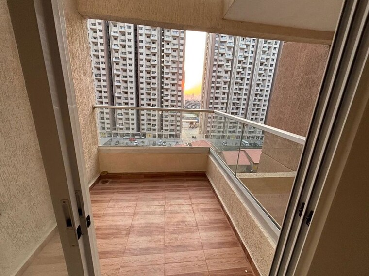 Balcony, vtp-beaumonde 3 Bedroom 1093 Sq.Ft. Apartment In Kharadi Pune 10411970