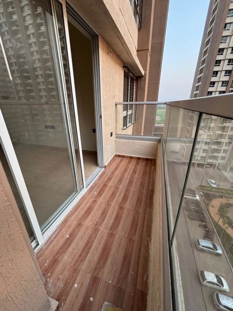 Balcony, vtp-beaumonde 3 Bedroom 1093 Sq.Ft. Apartment In Kharadi Pune 10411970
