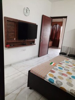 3 BHK + Servant Room Apartment For Rent in Thakkarwal