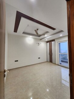 4 BHK + Pooja Room Builder Floor For Rent in Sector 81