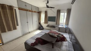 Bedroom in 3 BHK Apartment at Sheikh Sarai Phase 2 – for Sale