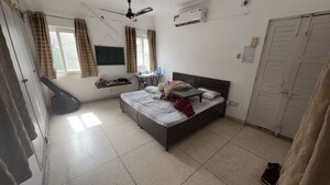 Bedroom in 3 BHK Apartment at Sheikh Sarai Phase 2 – for Sale