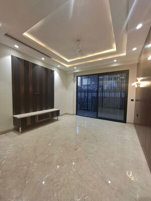 Room in 3 BHK Builder Floor at Elan Nirvana, Sector 50 – for Sale