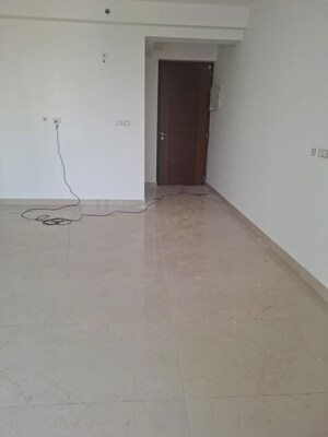 Room in 3.5 BHK Apartment at Ireo Victory Valley, Sector 67 – for Sale