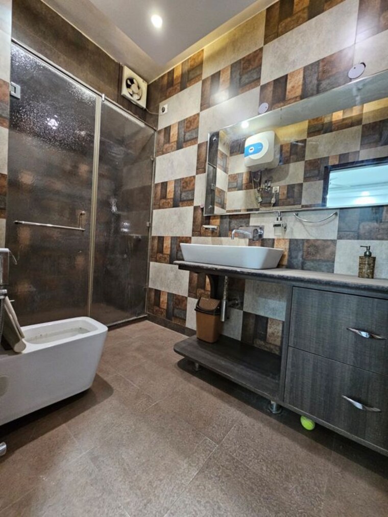 Kitchen, dlf cyber city 3 Bedroom 2000 Sq.Ft. Builder Floor In Dlf Cyber City Gurgaon 10412032
