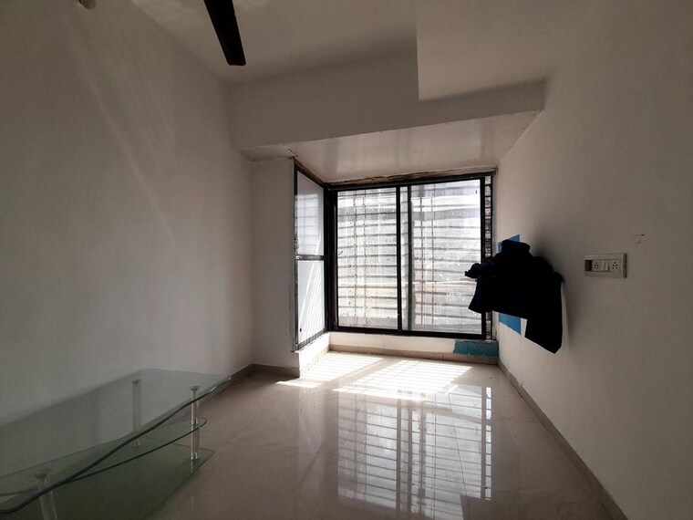 Bedroom, royal-palms-garden-view 1 RK 350 Sq.Ft. Apartment In Goregaon East Mumbai 10412025