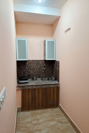 Furnished Amenities in 1 BHK Builder Floor at Sector 46 – for Rent
