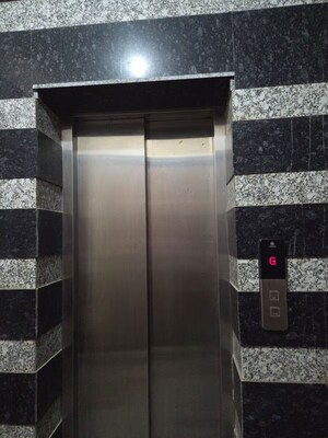 Building Lobby in 1 BHK Builder Floor at Sector 46 – for Rent