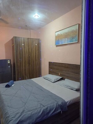 Bedroom in 1 BHK Builder Floor at Sector 46 – for Rent