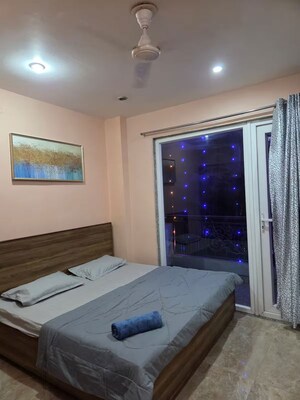 Bedroom in 1 BHK Builder Floor at Sector 46 – for Rent