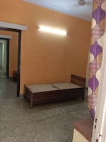 1 BHK 765 Sq.Ft. Builder Floor in Amar Colony