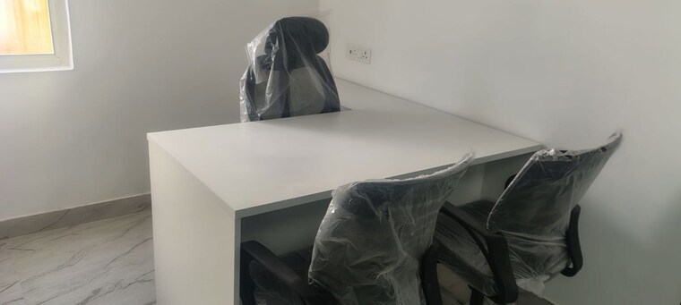 undefined, sector 63 Commercial Office Space 809 Sq.Ft. In Sector 63 Noida 10412057