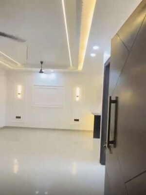 Bathroom in 3 BHK Builder Floor at BPTP District Faridabad, Sector 81 – for Rent