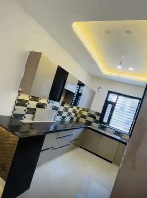 Team Area in 3 BHK Builder Floor at BPTP District Faridabad, Sector 81 – for Rent