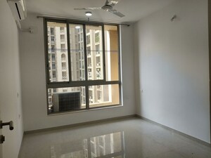 Room in 2 BHK Apartment at Hiranandani Rodas Enclave Rosemount, Thane West – for Rent