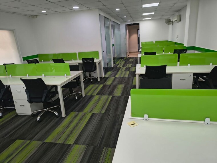 Team Area, sector 58 Commercial Office Space 1098 Sq.Ft. In Sector 58 Noida 10412092
