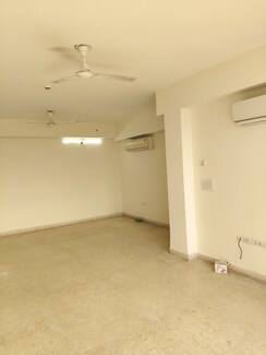 3 BHK Apartment For Rent in DLF Regal Gardens
