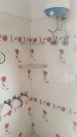 1 RK Builder Floor – Map Location View at Gomti Nagar - for Rent