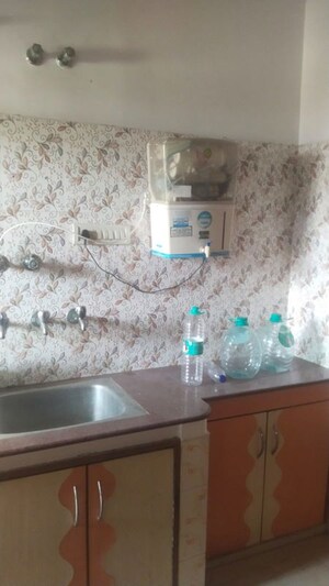 Furnished Amenities in 1 RK Builder Floor at Gomti Nagar – for Rent