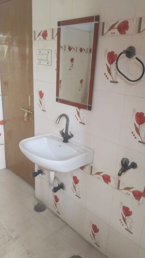 Bathroom in 1 RK Builder Floor at Gomti Nagar – for Rent