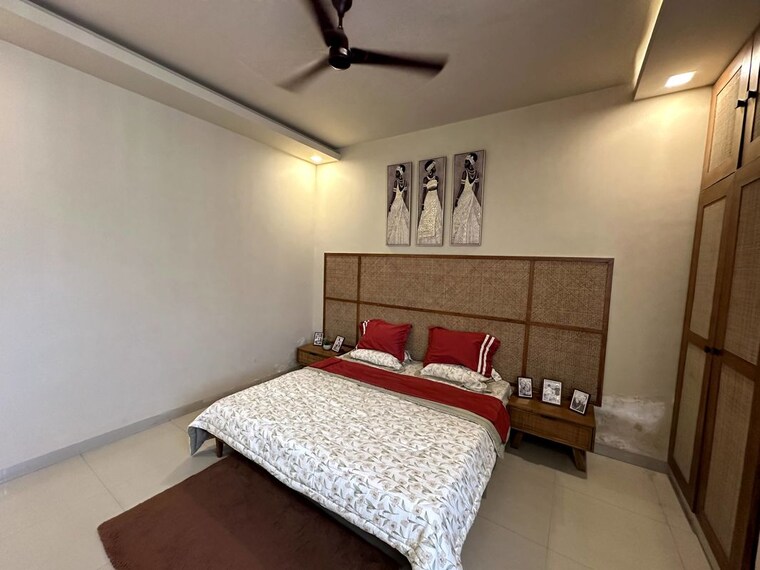 Bedroom, bptp-discovery-park 2 Bedroom 1120 Sq.Ft. Apartment In Sector 80 Faridabad 10412103