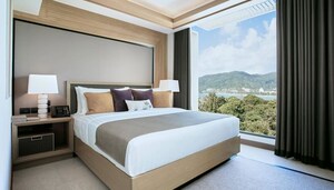 Bedroom in 4 BHK Apartment at Kalpataru Oceana, Prabhadevi – for Sale