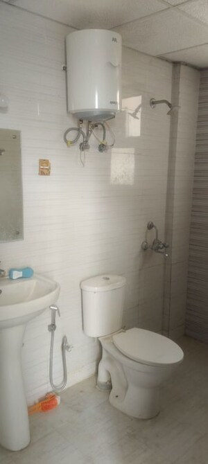 Bathroom in 3 BHK Apartment at Omaxe R2, Gomti Nagar – for Rent