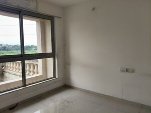 Room in 1 BHK Apartment at Hiranandani Business Park, Thane West – for Rent