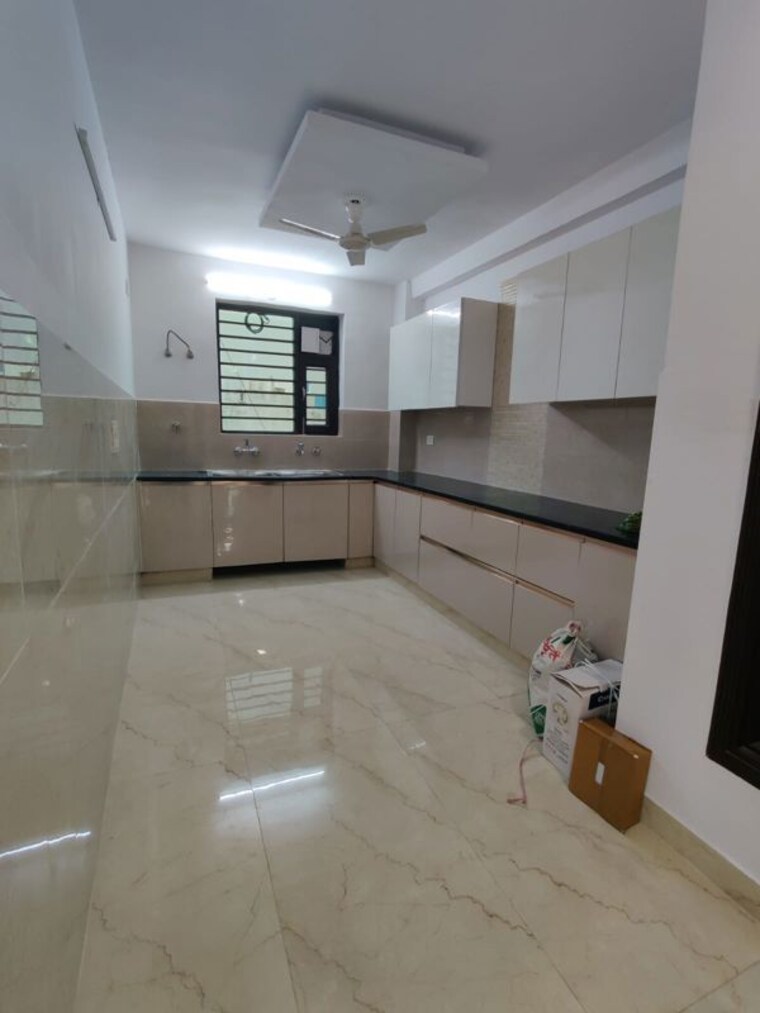 Kitchen, green fields colony 4 Bedroom 2750 Sq.Ft. Builder Floor In Green Fields Colony Faridabad 10412131