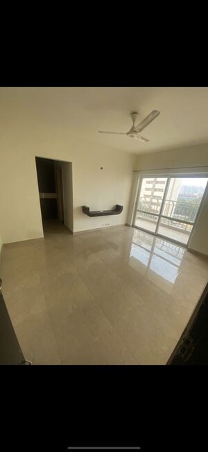Room in 3.5 BHK Apartment at BPTP Park Grandeura, Sector 82 – for Rent