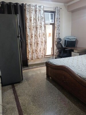 Living Room in 1 RK Builder Floor at Ansal Jade Villa, Palam Vihar – for Rent