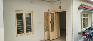 2 BHK Villa – Entrance View at Ghatlodia - for Rent