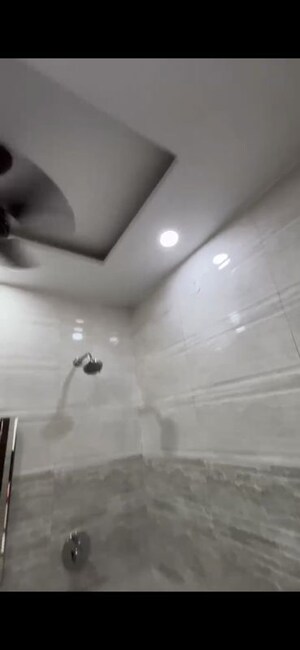 Room in 4 BHK Builder Floor at BPTP Parkland, Sector 75 – for Rent