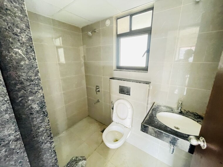Bathroom, shapoorji-pallonji-sensorium 2 Bedroom 1050 Sq.Ft. Apartment In Hinjewadi Pune 10412162