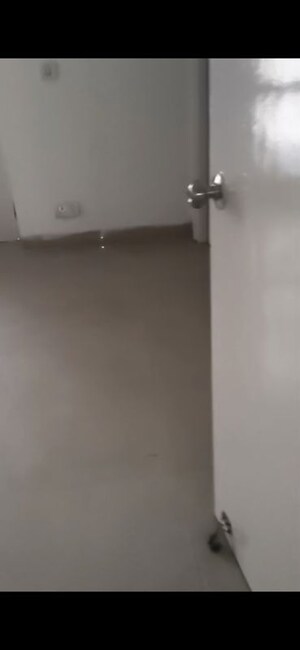 Room in 3 BHK Apartment at Shiv Sai Ozone Park, Sector 86 – for Rent