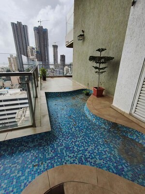 Living Room in 4 BHK Apartment at Prabhadevi CHS, Prabhadevi – for Sale