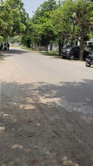 Parking in 2 BHK Independent House at Vrindavan Yojna – for Sale