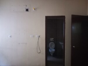 Furnished Amenities in 3 BHK Apartment at Emami City, Golpark – for Sale
