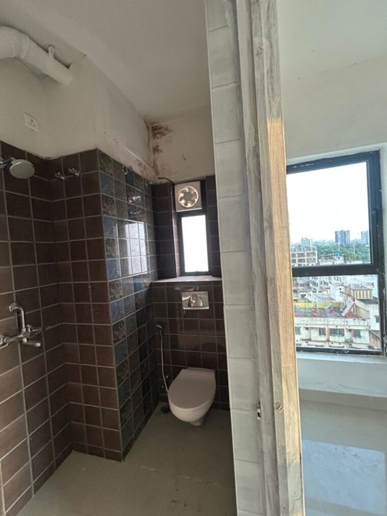 Bathroom, npr-the-crown 3 Bedroom 820 Sq.Ft. Apartment In Tangra Kolkata 10412227