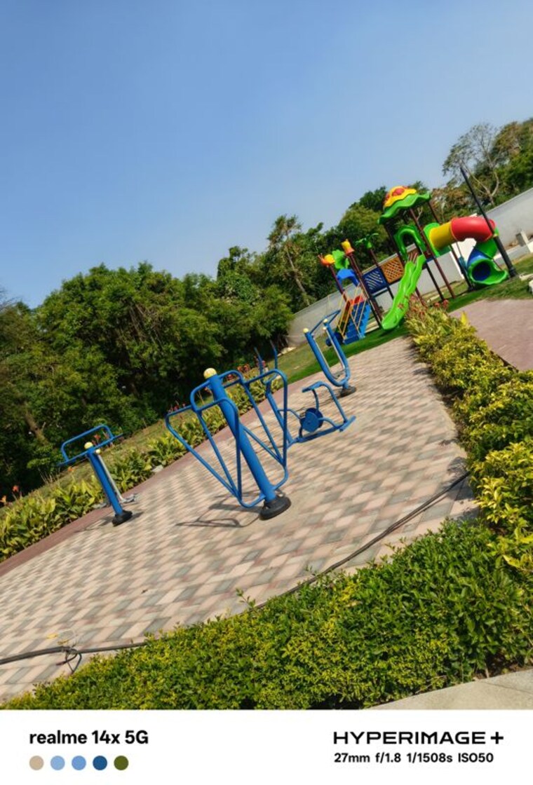 Garden, sector 84  120 Sq.Yd. Plot In Sector 84 Faridabad 10412234